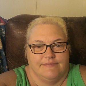 Meet your Posher, Deborah